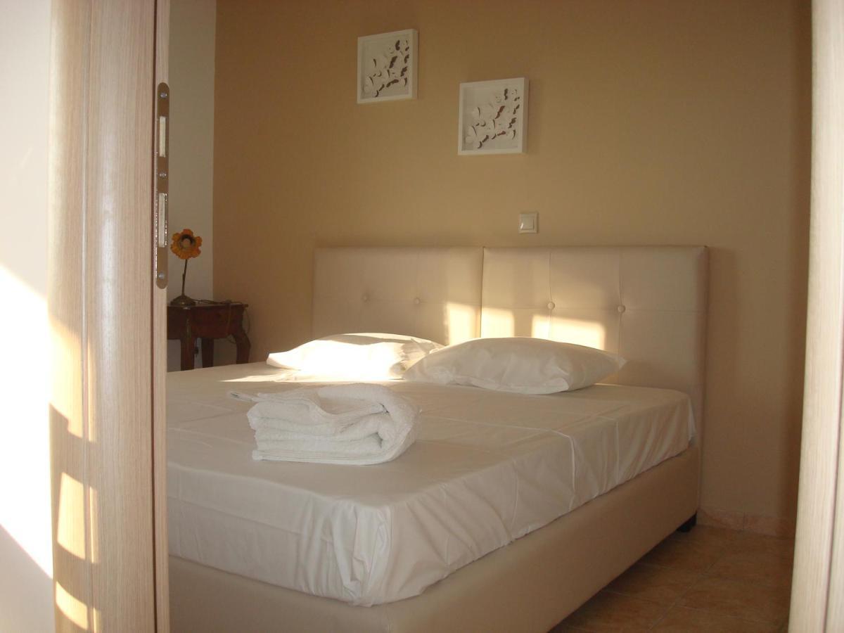 Merlot Village Rental Properties Karia  Exterior photo
